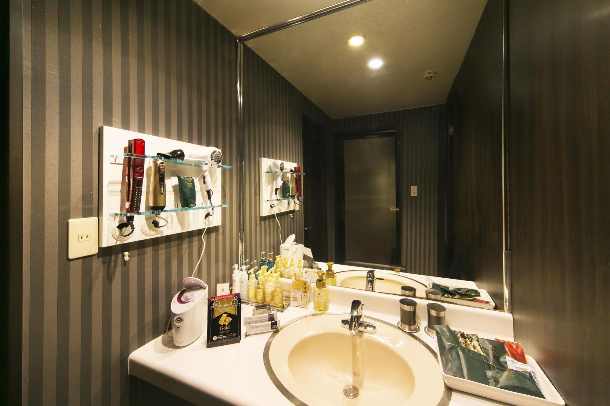 Hotel Renaissance Sendai -Adult Only ภายนอก รูปภาพ